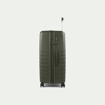 Bugatti Birmingham 28-inch large checked luggage in green – alternate view