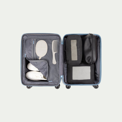 Bugatti Birmingham carry-on luggage in blue – interior view