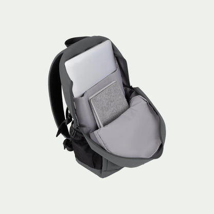 Swiss Mobility Urban Pro Backpack Grey, open laptop compartment with laptop