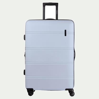 Valise Swiss Mobility LAX de 28 po, couleur bleu clair, vue de face