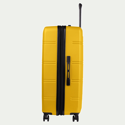 Valise Swiss Mobility LAX de 28 po, couleur jaune, vue de profil